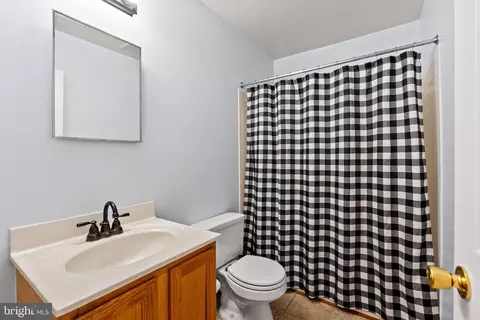 Bath - 426 Blossom Ln, Frederick, MD 21701 photo 2 of 3