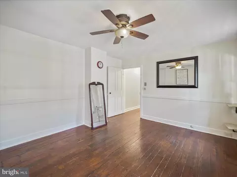 Bedroom - 17 W 3rd St, Frederick, MD 21701 photo 3 of 4