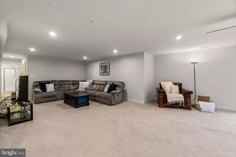 5245 Red Maple Dr, Frederick, MD 21703 photo 32