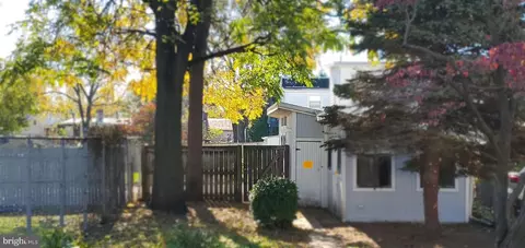 Exterior - 104 E 7th St, Frederick, MD 21701 photo 2 of 2
