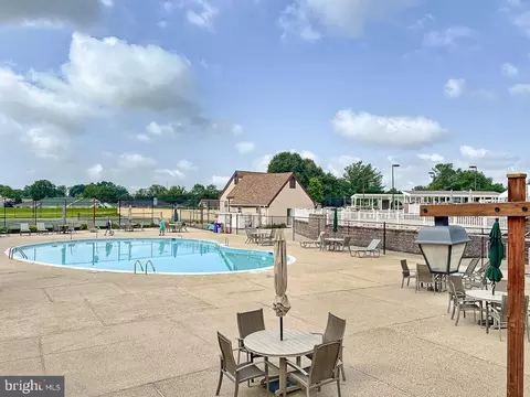 Exterior - 7006 Arbor Dr, Frederick, MD 21703 photo 10 of 15
