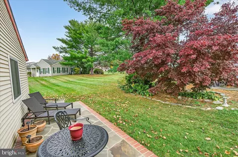 Exterior - 7006 Arbor Dr, Frederick, MD 21703 photo 4 of 15