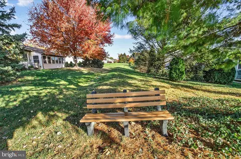 Exterior - 7006 Arbor Dr, Frederick, MD 21703 photo 13 of 15
