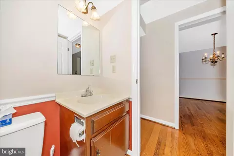 Entry Way - 8007 Broken Reed Ct, Frederick, MD 21701 photo 4 of 6