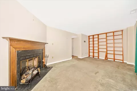 Living - 8007 Broken Reed Ct, Frederick, MD 21701 photo 6 of 6