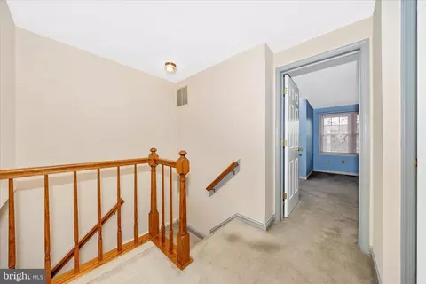 Entry Way - 8007 Broken Reed Ct, Frederick, MD 21701 photo 5 of 6