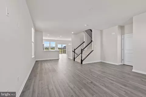 Living - 425 Ensemble Way, Frederick, MD 21701 photo 4 of 5