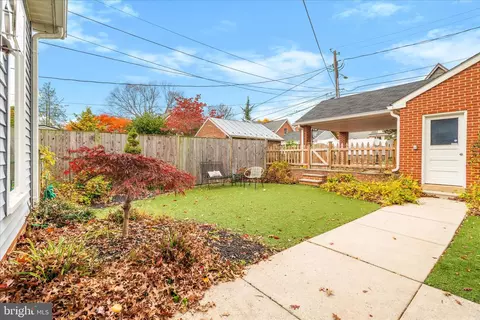 Exterior - 301 Fleming Ave, Frederick, MD 21701 photo 7 of 12