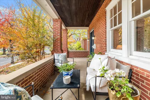 Exterior - 301 Fleming Ave, Frederick, MD 21701 photo 4 of 12
