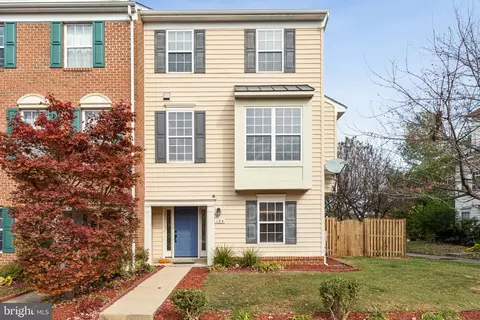 124 Penwick Cir, Frederick, MD 21702