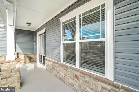 Exterior - 5521 Hawk Ridge Rd, Frederick, MD 21704 photo 5 of 11