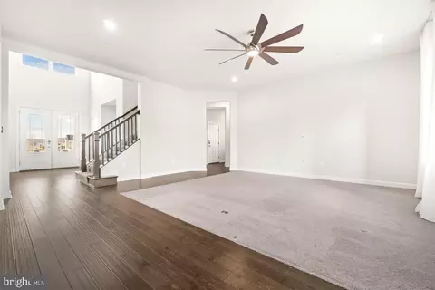 Living - 5521 Hawk Ridge Rd, Frederick, MD 21704 photo 1 of 6