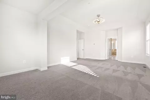 Living - 5521 Hawk Ridge Rd, Frederick, MD 21704 photo 5 of 6