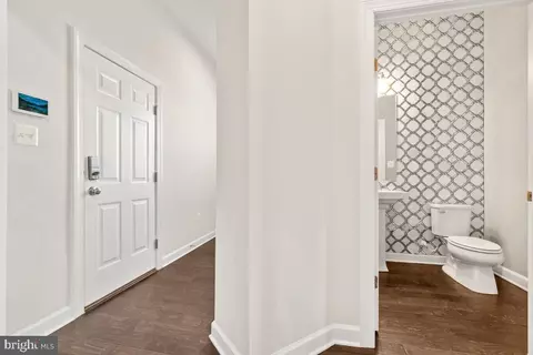 Entry Way - 5521 Hawk Ridge Rd, Frederick, MD 21704 photo 10 of 16