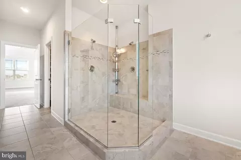 Entry Way - 5521 Hawk Ridge Rd, Frederick, MD 21704 photo 12 of 16