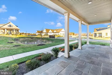 Exterior - 413 Bucklebury Ln, Frederick, MD 21702 photo 6 of 8
