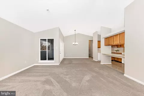 Living - 2149 Wainwright Ct #2C, Frederick, MD 21702 photo 6 of 9