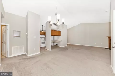 Living - 2149 Wainwright Ct #2C, Frederick, MD 21702 photo 8 of 9