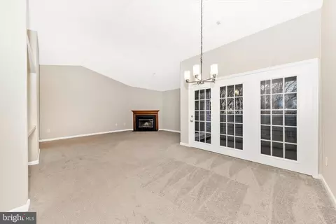 Living - 2149 Wainwright Ct #2C, Frederick, MD 21702 photo 9 of 9