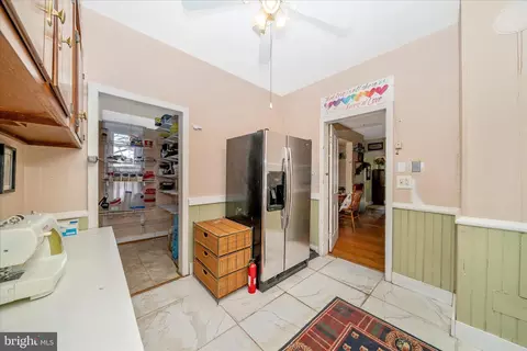 Entry Way - 6710 Ford Rd, Frederick, MD 21702 photo 2 of 2