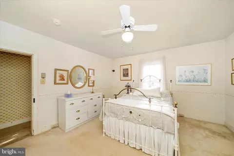 Bedroom - 6710 Ford Rd, Frederick, MD 21702 photo 4 of 6
