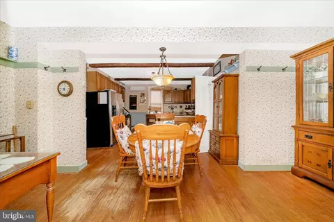 Dining - 6710 Ford Rd, Frederick, MD 21702 photo 4 of 8