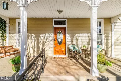 Exterior - 6710 Ford Rd, Frederick, MD 21702 photo 2 of 15
