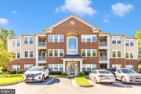2402 Dominion Dr, Frederick, MD 21702 photo 2