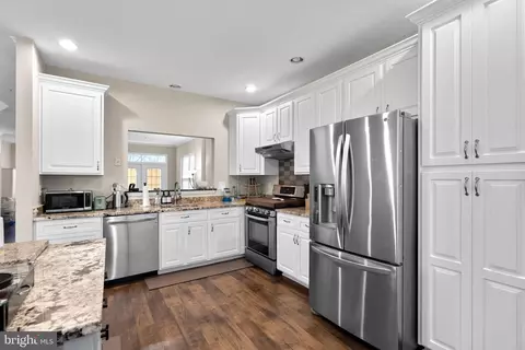Kitchen - 2612 S Everly Dr, Frederick, MD 21701 photo 3 of 3