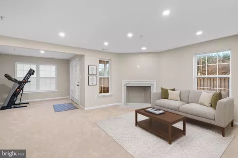 Living - 2612 S Everly Dr, Frederick, MD 21701 photo 3 of 3