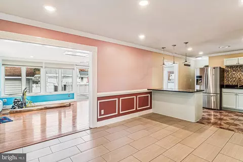Entry Way - 417 White Oak Pl, Frederick, MD 21701 photo 4 of 6