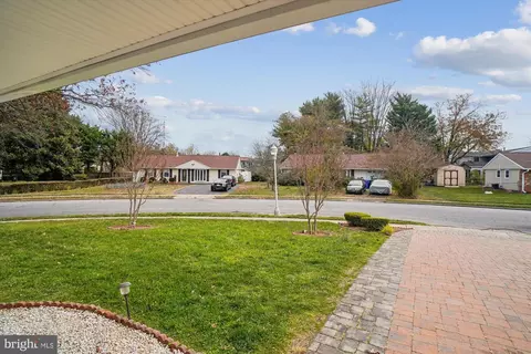 Exterior - 417 White Oak Pl, Frederick, MD 21701 photo 6 of 18