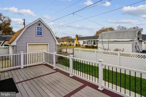 Exterior - 417 White Oak Pl, Frederick, MD 21701 photo 12 of 18