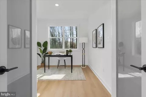 Entry Way - 5417 Reeder Ln, Frederick, MD 21702 photo 2 of 14