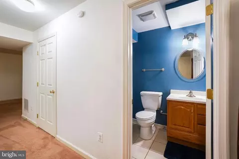 Entry Way - 2112 Bear Creek Ct, Frederick, MD 21702 photo 10 of 10