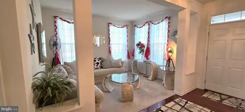 Entry Way - 1900 Crestone Dr, Frederick, MD 21702 photo 5 of 19