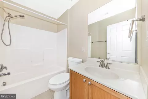 Bath - 256 W 14th St, Frederick, MD 21701 photo 2 of 2