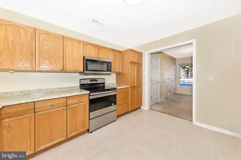 Entry Way - 256 W 14th St, Frederick, MD 21701 photo 6 of 7