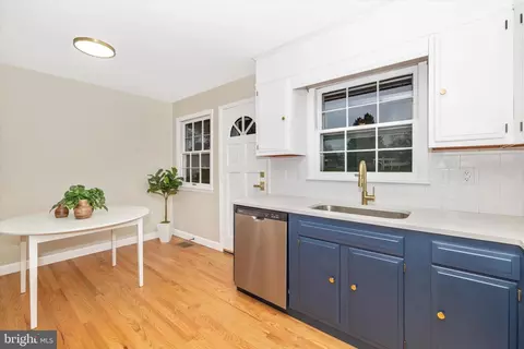 Kitchen - 8116 Broadview Dr, Frederick, MD 21701 photo 1 of 3