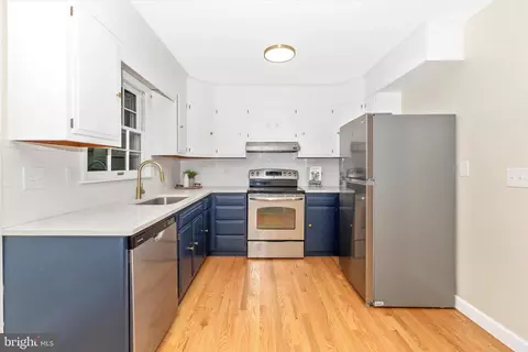 Kitchen - 8116 Broadview Dr, Frederick, MD 21701 photo 2 of 3