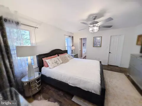 Bedroom - 820 Dunbrooke Ct, Frederick, MD 21701 photo 4 of 5