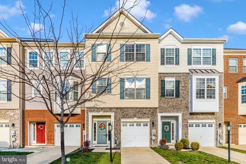 8480 Hedwig Ln, Frederick, MD 21704