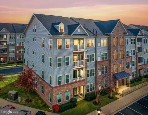 4861 Finnical Way #401, Frederick, MD 21703