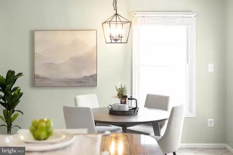 Dining - 8117 Arrowhead Ct, Frederick, MD 21702 photo 6 of 6