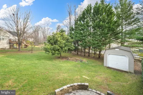 Exterior - 8117 Arrowhead Ct, Frederick, MD 21702 photo 11 of 17