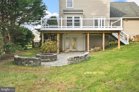 Exterior - 8117 Arrowhead Ct, Frederick, MD 21702 photo 5 of 17