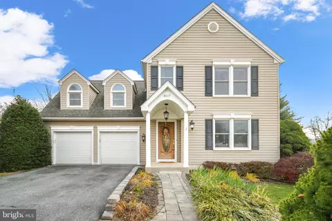 Exterior - 8117 Arrowhead Ct, Frederick, MD 21702 photo 14 of 17