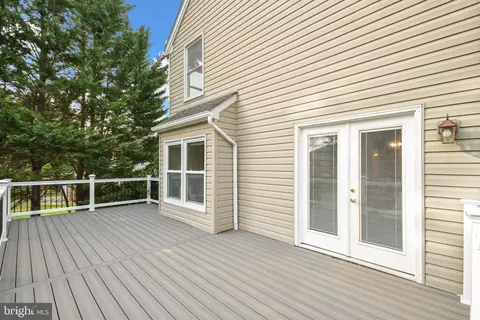 Exterior - 8117 Arrowhead Ct, Frederick, MD 21702 photo 12 of 17