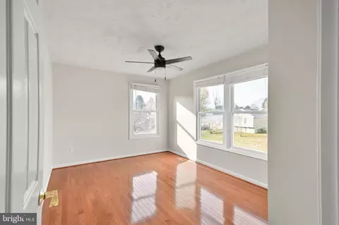 Bedroom - 8117 Arrowhead Ct, Frederick, MD 21702 photo 8 of 9