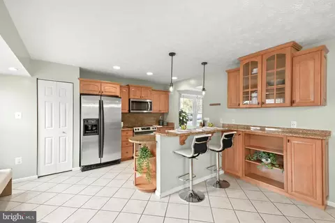 Kitchen - 8117 Arrowhead Ct, Frederick, MD 21702 photo 5 of 13